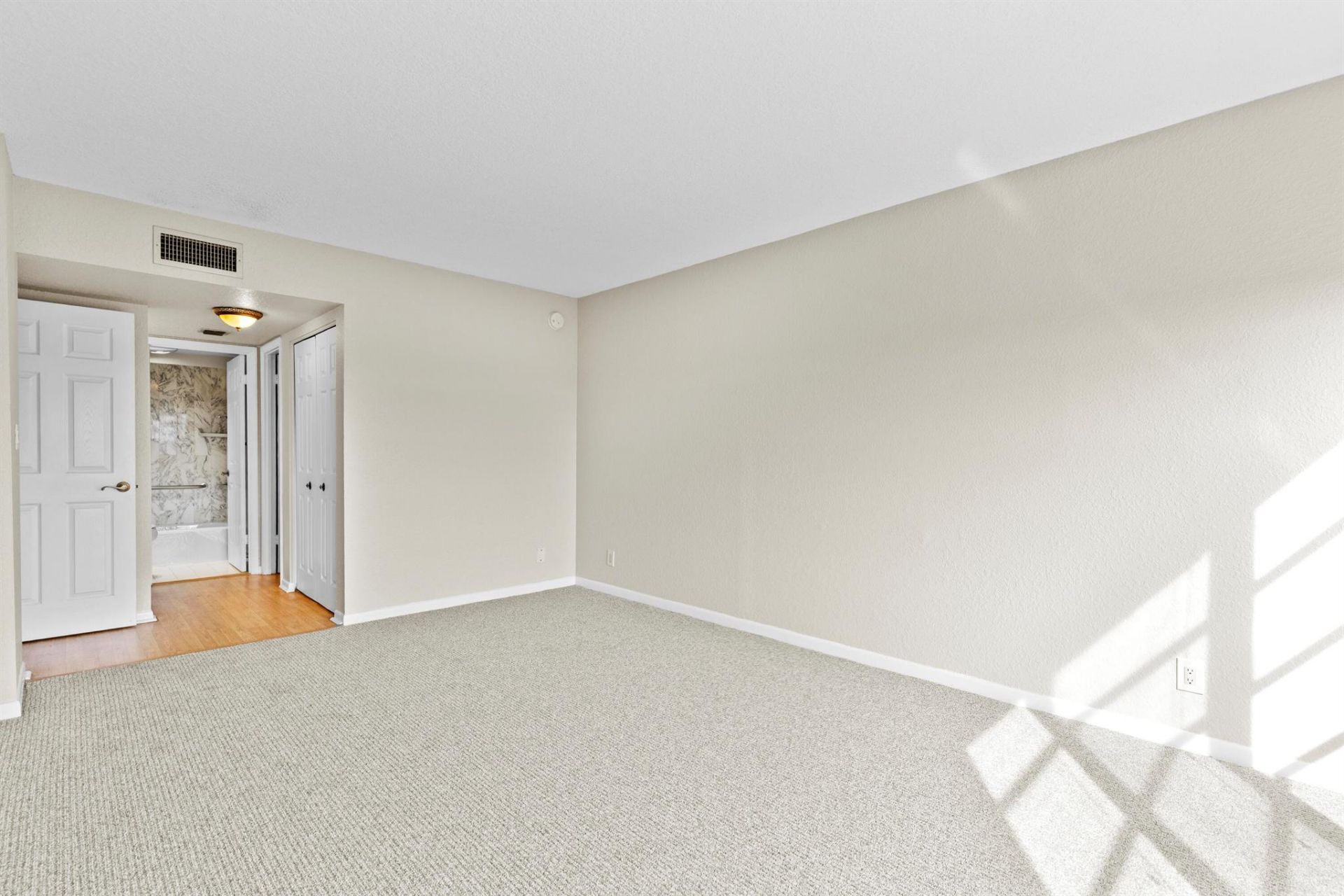 10777 W Sample Road, Unit 719, Coral Springs, FL 33065 Photo