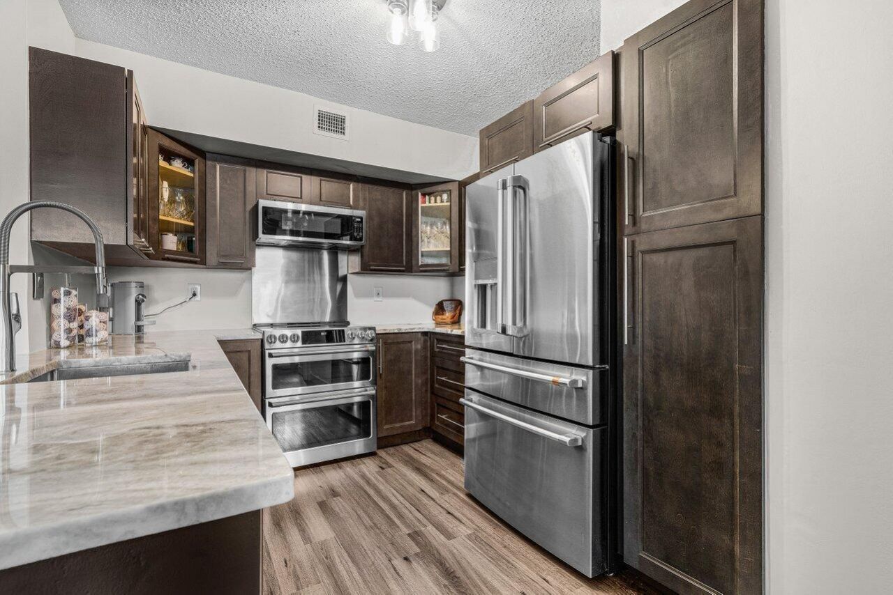 651 Okeechobee Boulevard, Unit 410, West Palm Beach, FL 33401 Photo