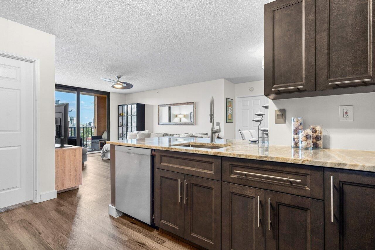 651 Okeechobee Boulevard, Unit 410, West Palm Beach, FL 33401 Photo