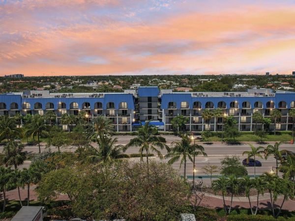 3909 N Ocean Boulevard, Unit 215, Fort Lauderdale, FL 33308