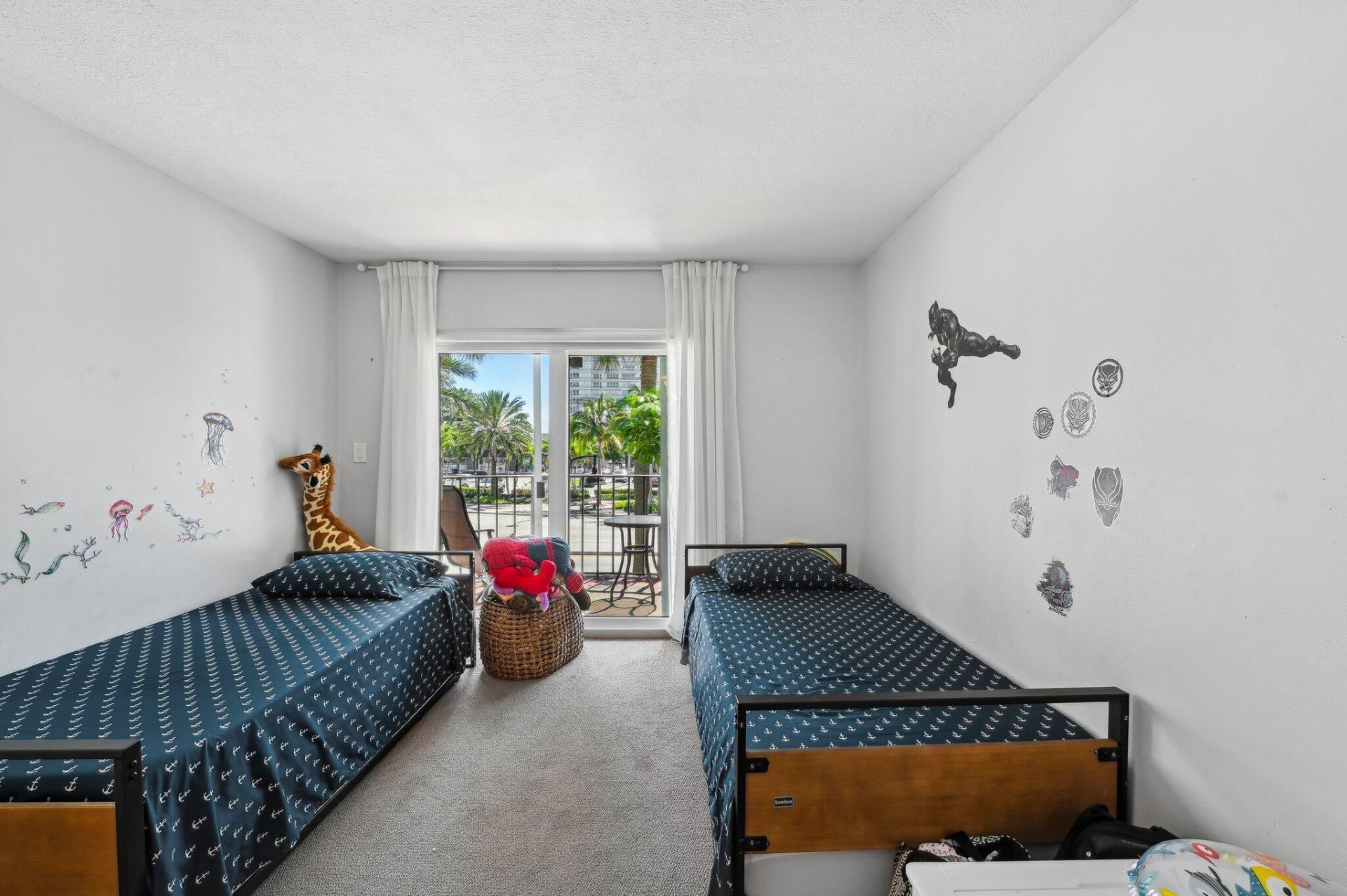 3909 N Ocean Boulevard, Unit 215, Fort Lauderdale, FL 33308 Photo