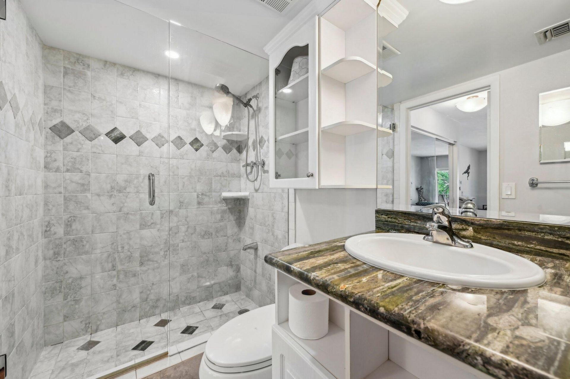 3909 N Ocean Boulevard, Unit 215, Fort Lauderdale, FL 33308 Photo