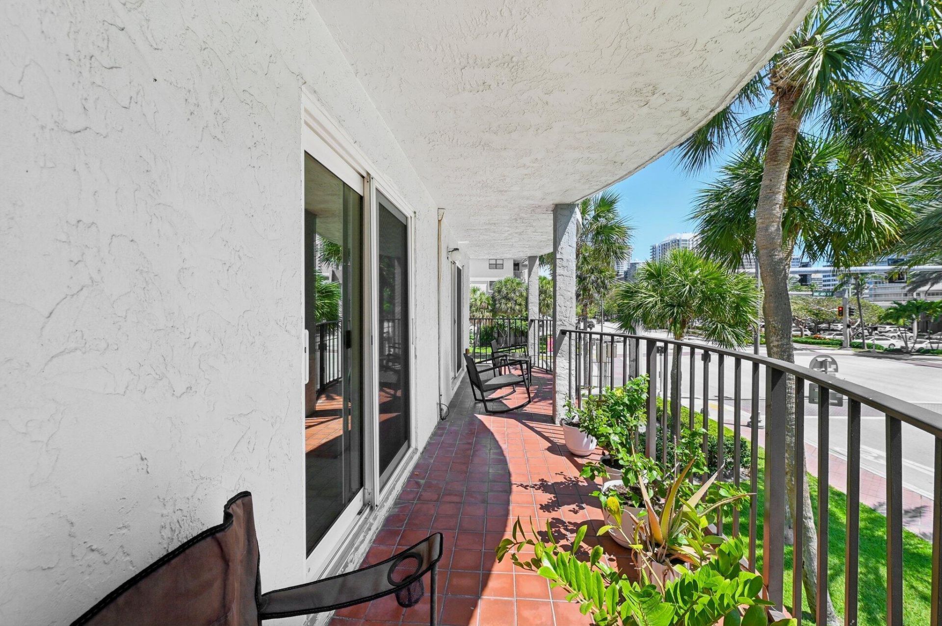 3909 N Ocean Boulevard, Unit 215, Fort Lauderdale, FL 33308 Photo