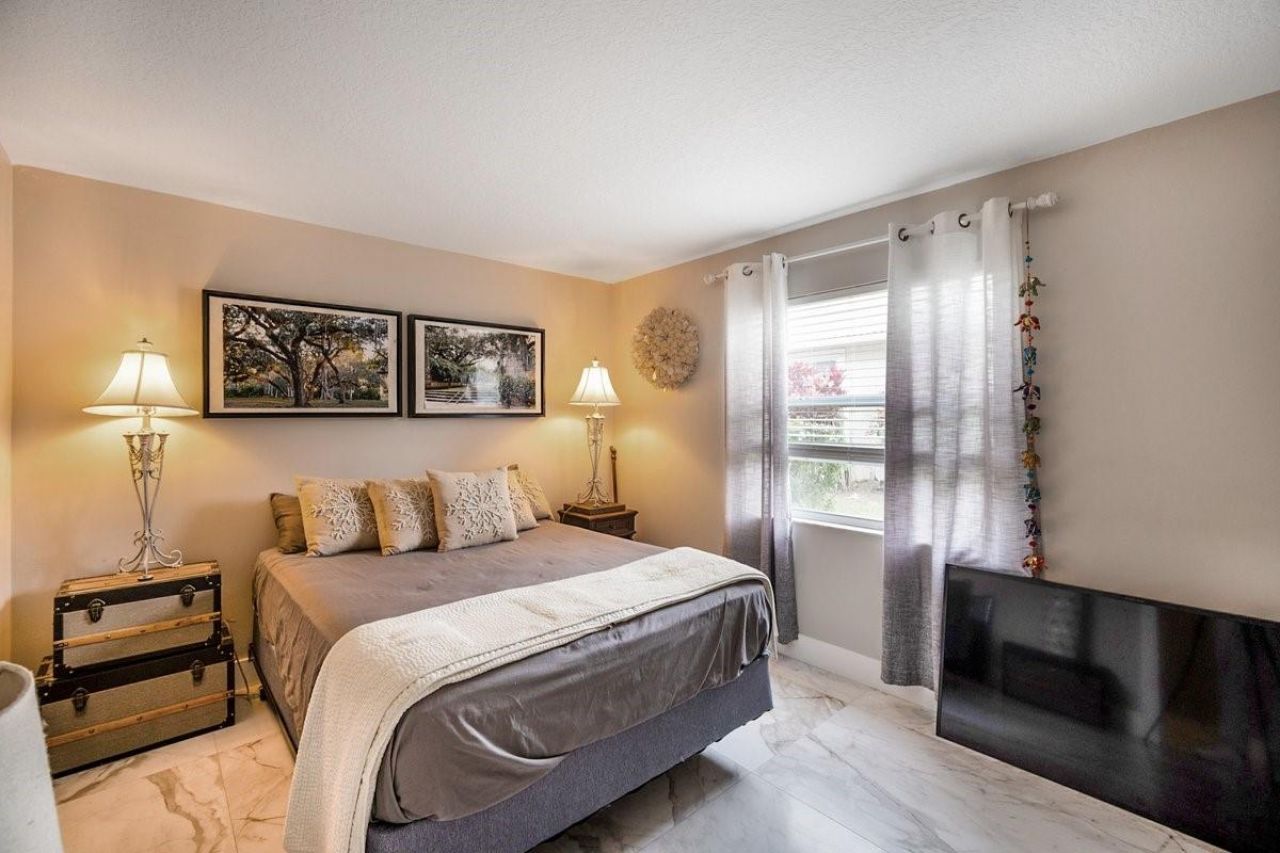 1558 Grantham Dr, Wellington, FL 33414 Photo