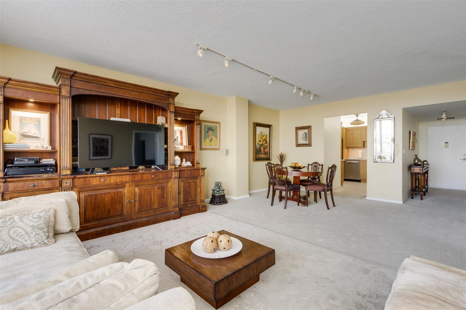 888 Intracoastal Drive, Unit 3D, Fort Lauderdale, FL 33304 Photo