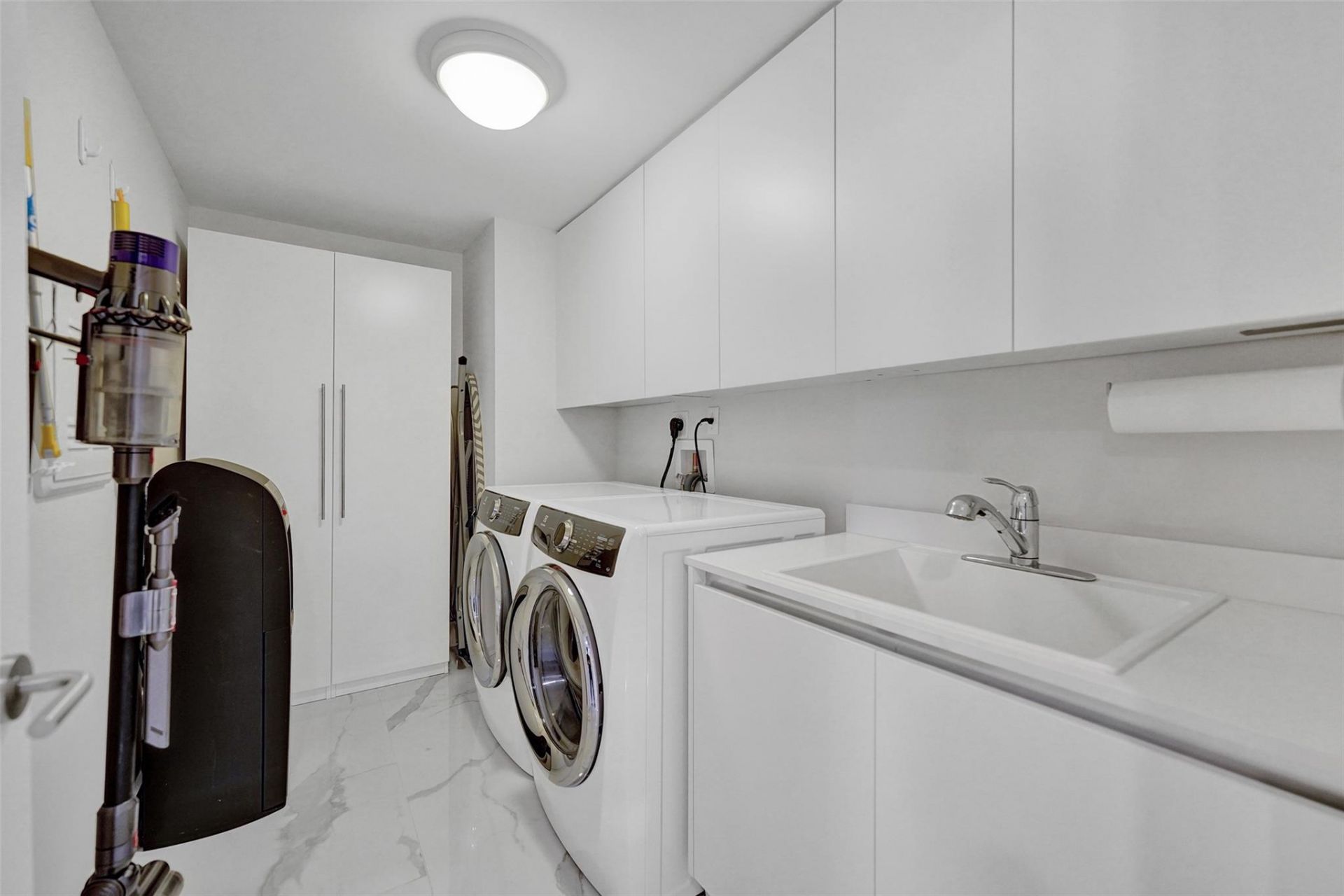 1180 N Federal Highway, Unit 1005, Fort Lauderdale, FL 33304 Photo