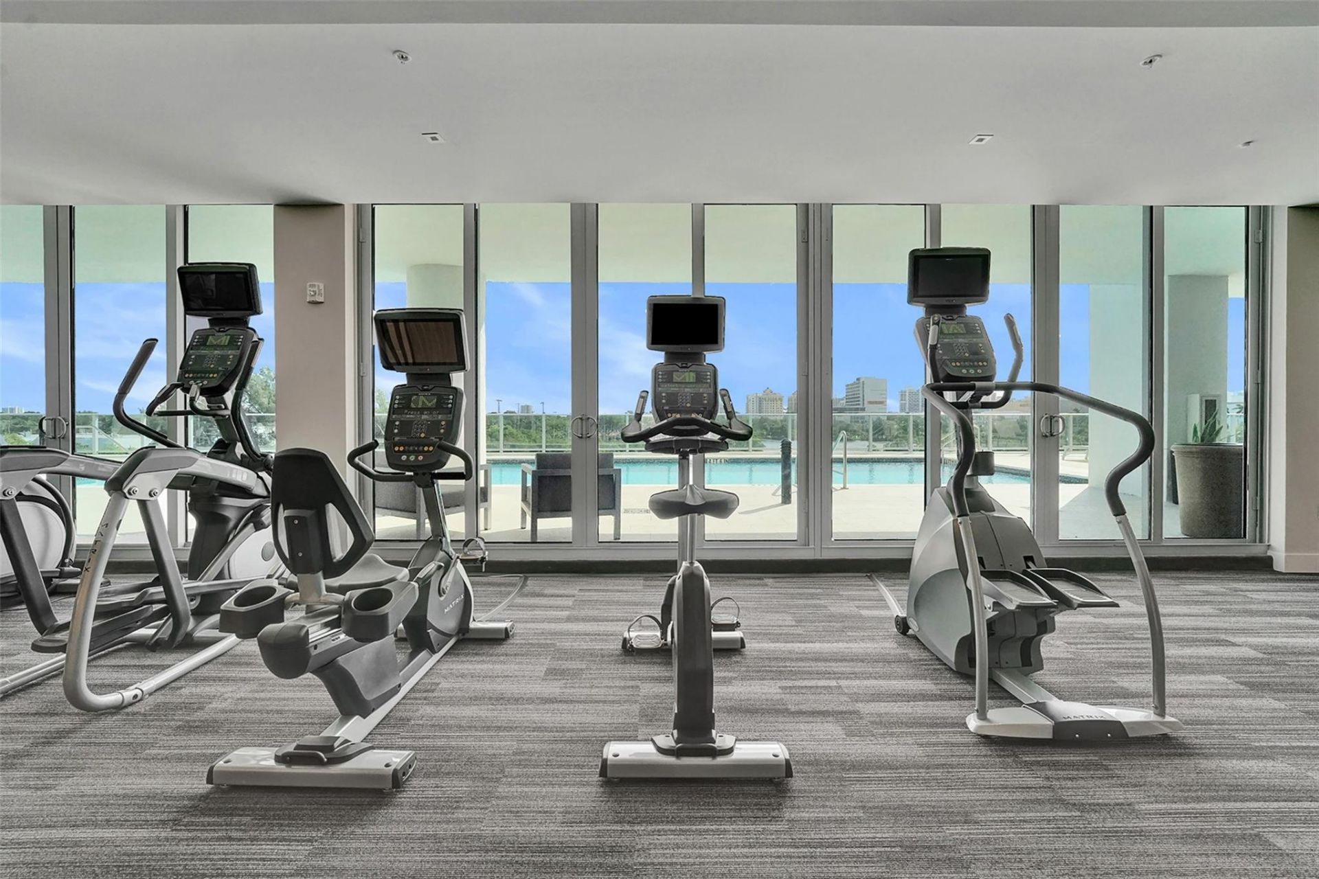 1180 N Federal Highway, Unit 1005, Fort Lauderdale, FL 33304 Photo