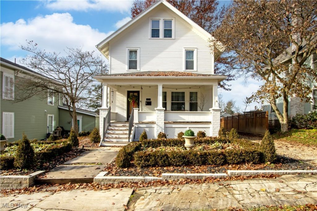 814 N Bever Street, Wooster, OH 44691 Main Photo