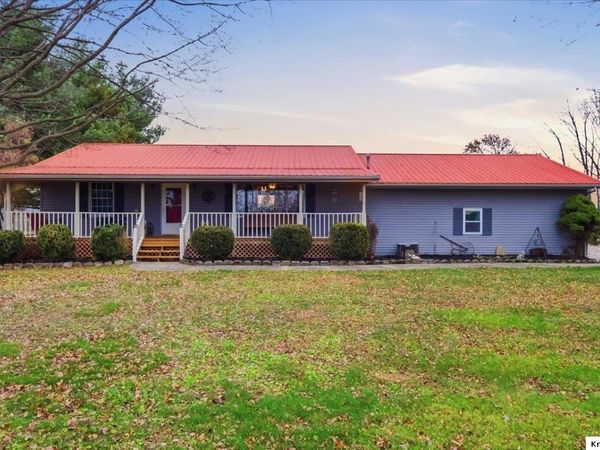 3200 Millersburg Rd, Gambier, OH 43022