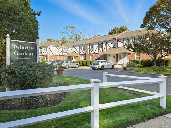 2066 Lakeview Road, Unit B, Bellmore, NY 11710