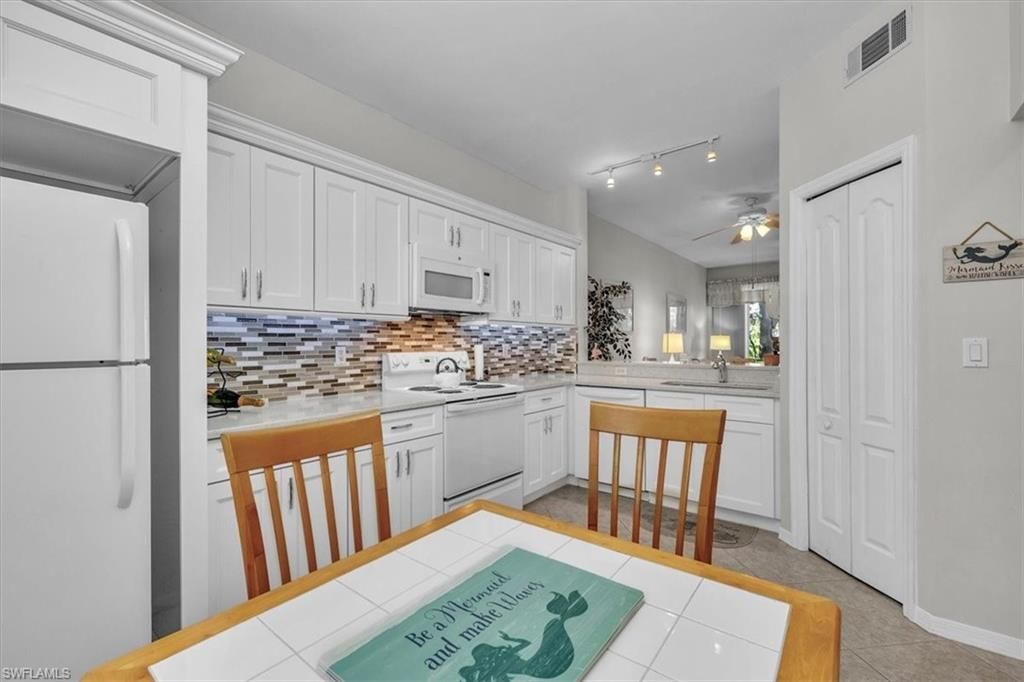 8075 Tiger Cv, Unit 1706, Naples, FL 34113 Photo
