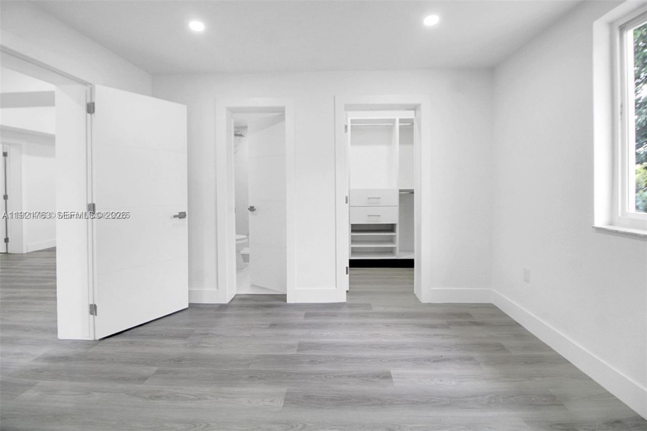 745 NW 140th St, Miami, FL 33168 Photo