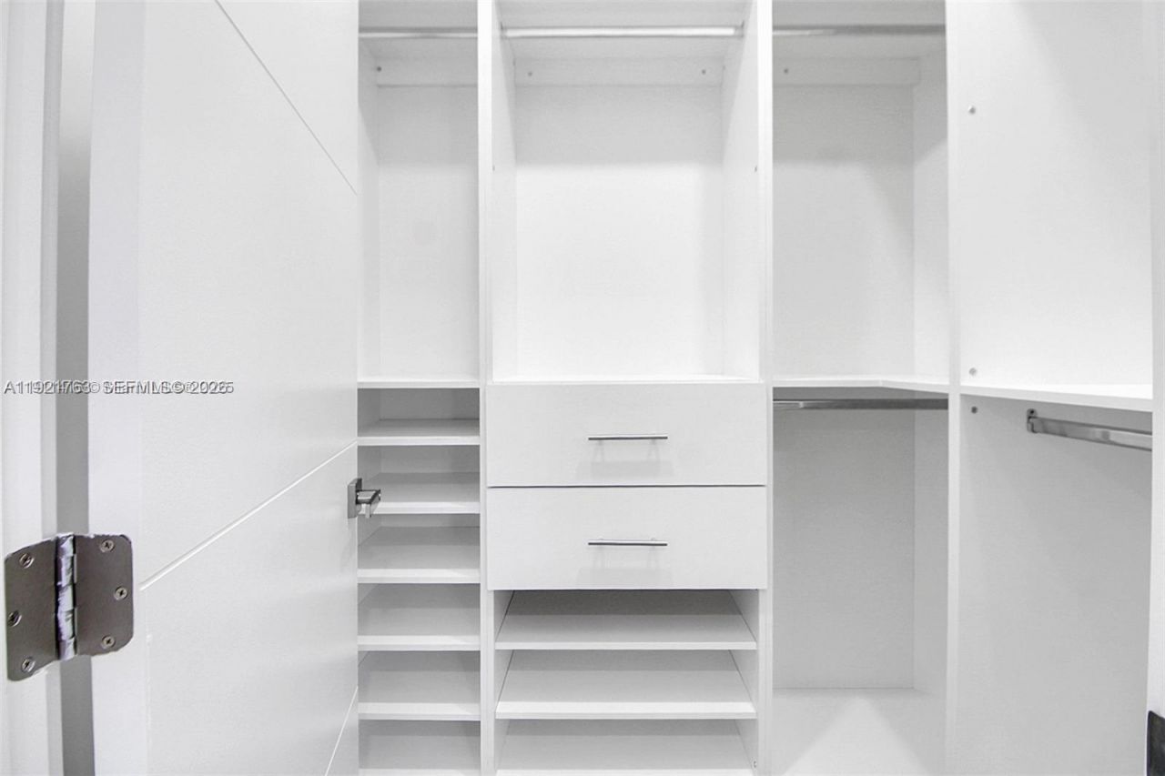 745 NW 140th St, Miami, FL 33168 Photo