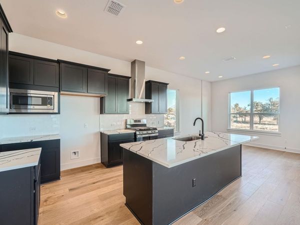 1531 N Red Bud LN, Unit 19, Round Rock, TX 78665