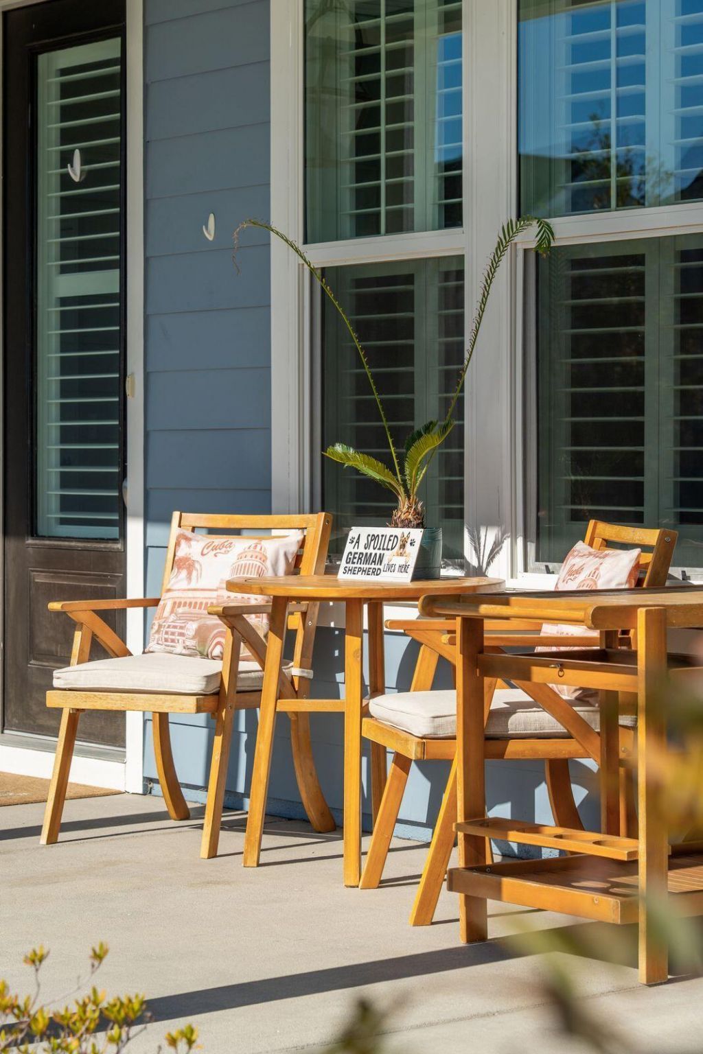 670 Blueway Avenue Photo 10