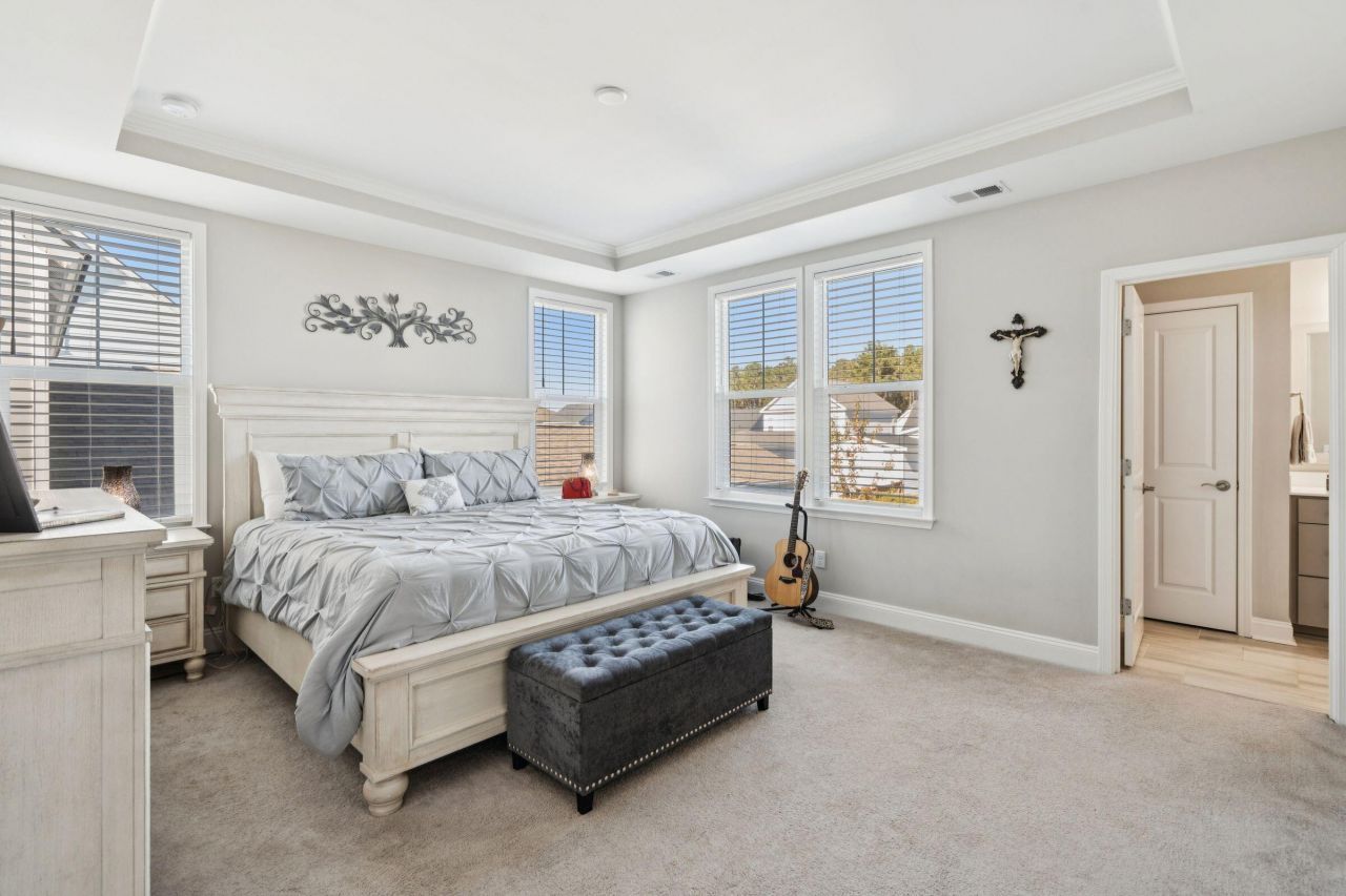 670 Blueway Avenue Photo 21