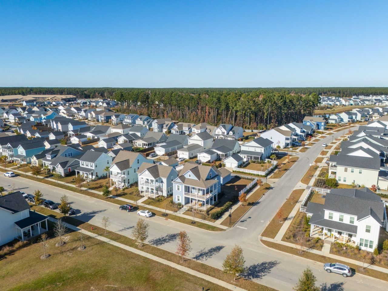 670 Blueway Avenue Photo 26