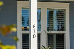 670 Blueway Avenue photo 4