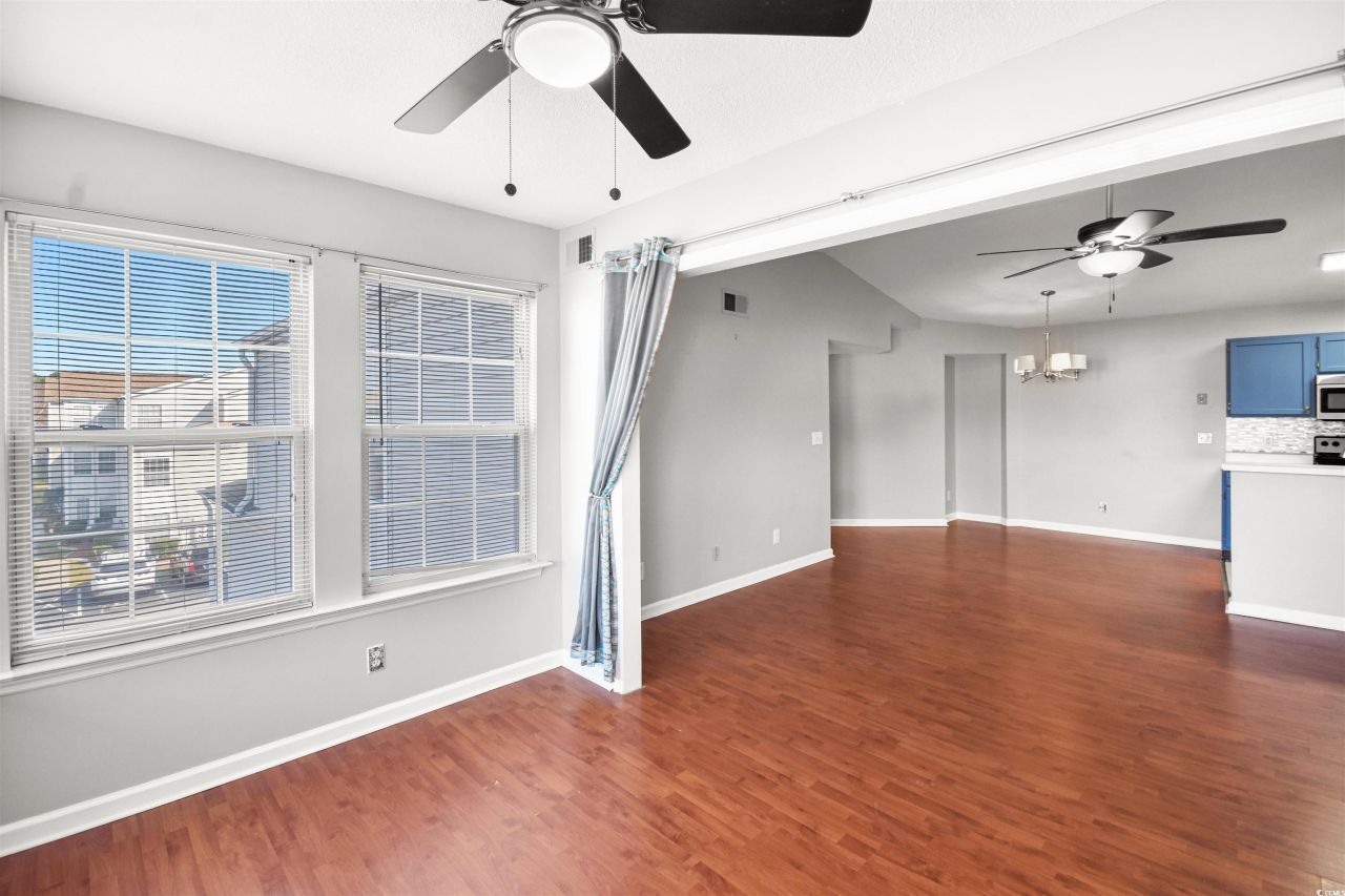 2265 Huntington Dr. Photo 5