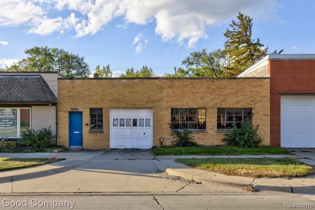 14248 9 Mile Road, Warren, MI 48089 Main Photo