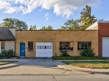 14248 9 Mile Road, Warren, MI 48089