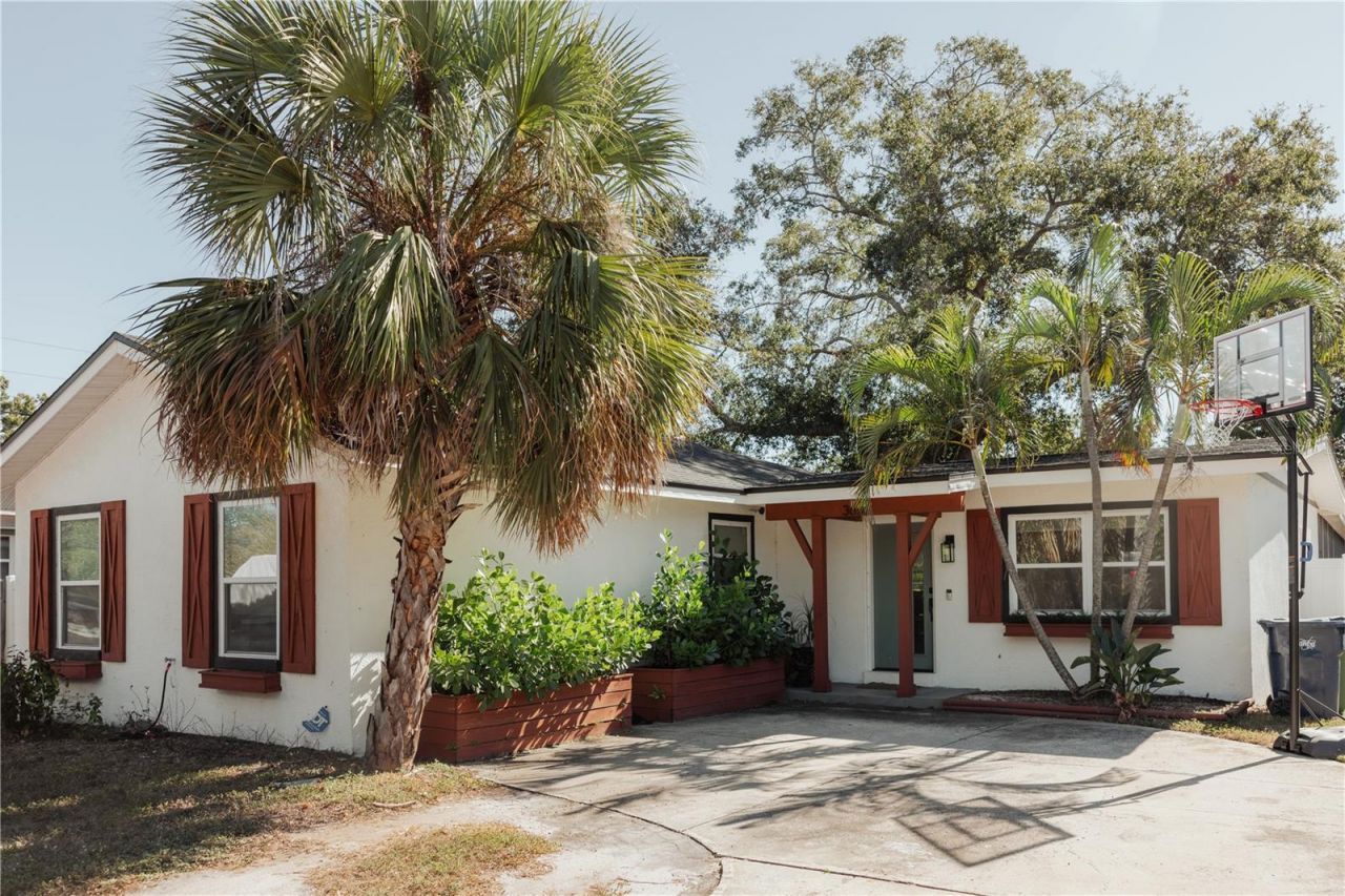 3608 W Oklahoma Avenue, Tampa, FL 33611 Main Photo