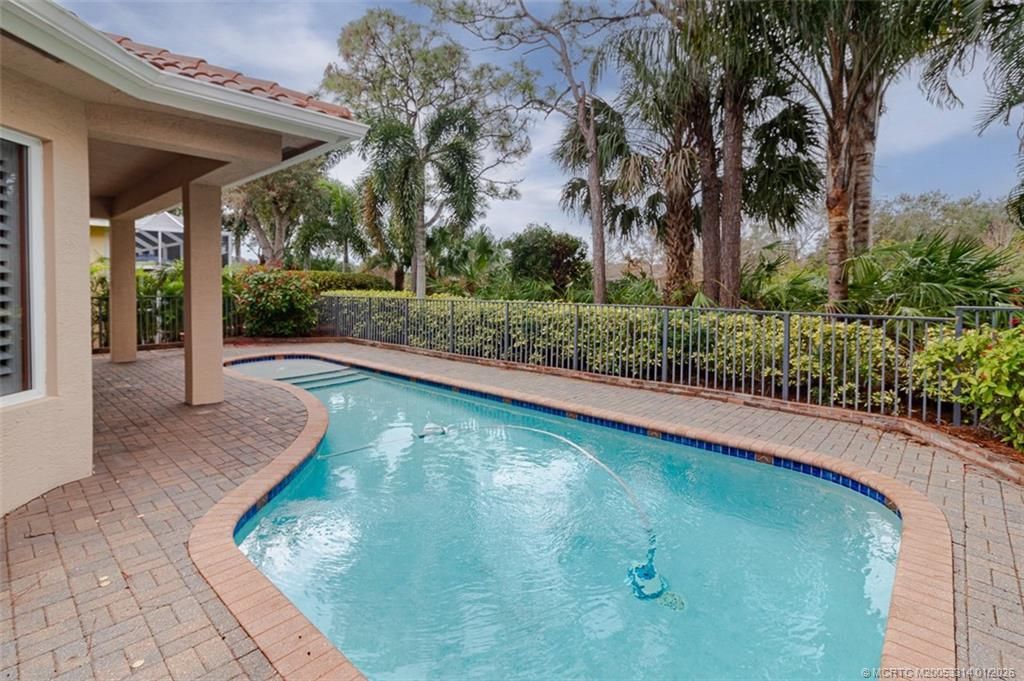 742 SW Palm Cove Drive, Palm City, FL 34990 Photo