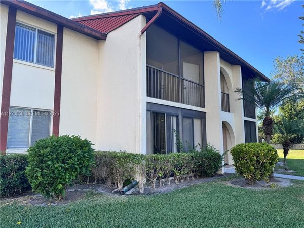 4717 Sable Pine Cir, Unit A2, West Palm Beach, FL 33417