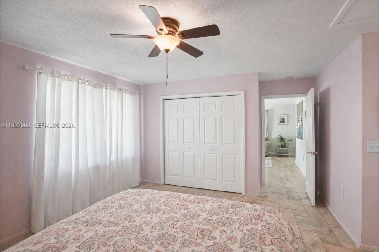 142 NW 10th Ct, Boynton Beach, FL 33426 Photo