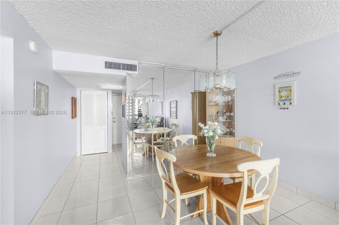 2655 Collins Ave, Unit 603, Miami Beach, FL 33140 Photo