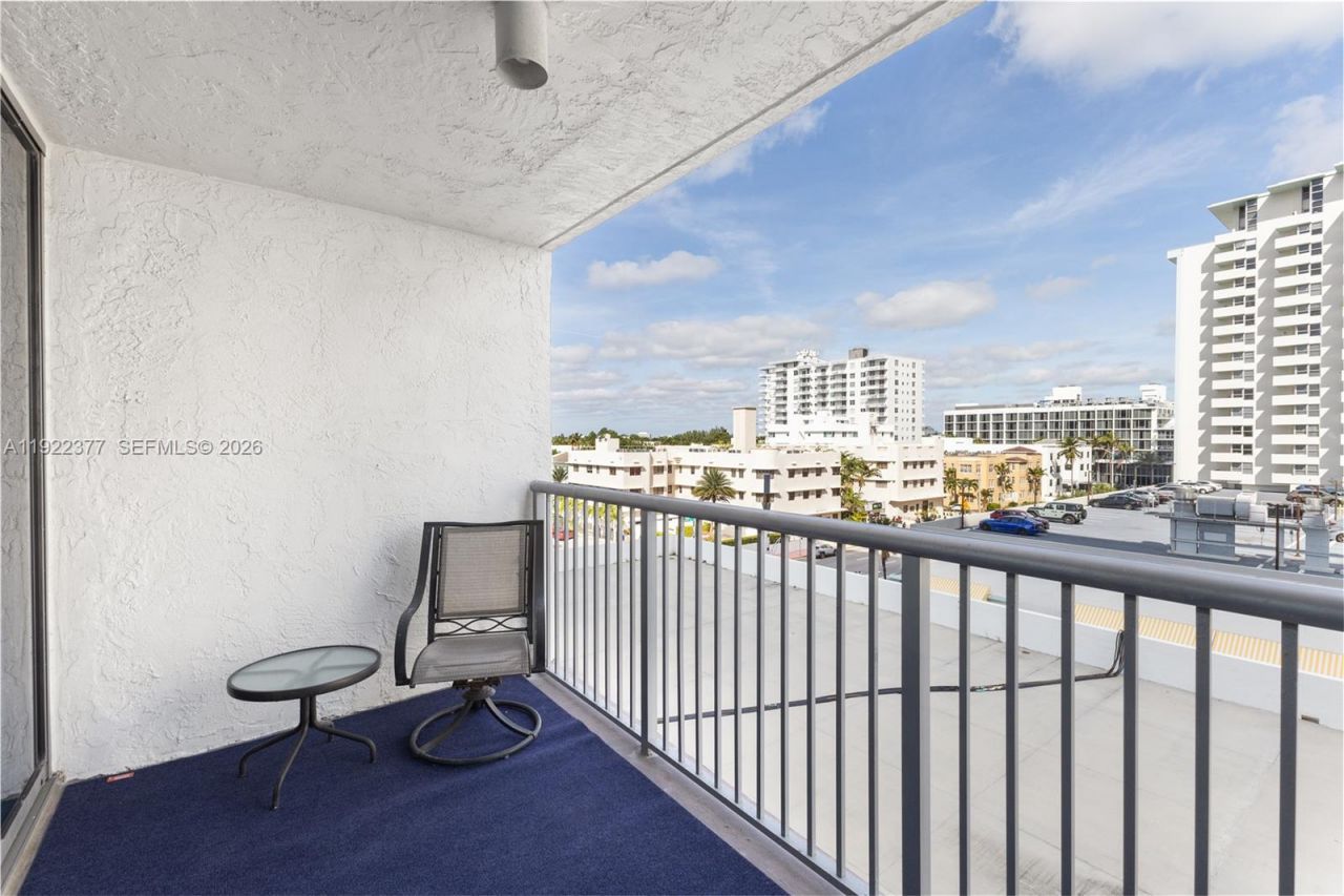 2655 Collins Ave, Unit 603, Miami Beach, FL 33140 Photo