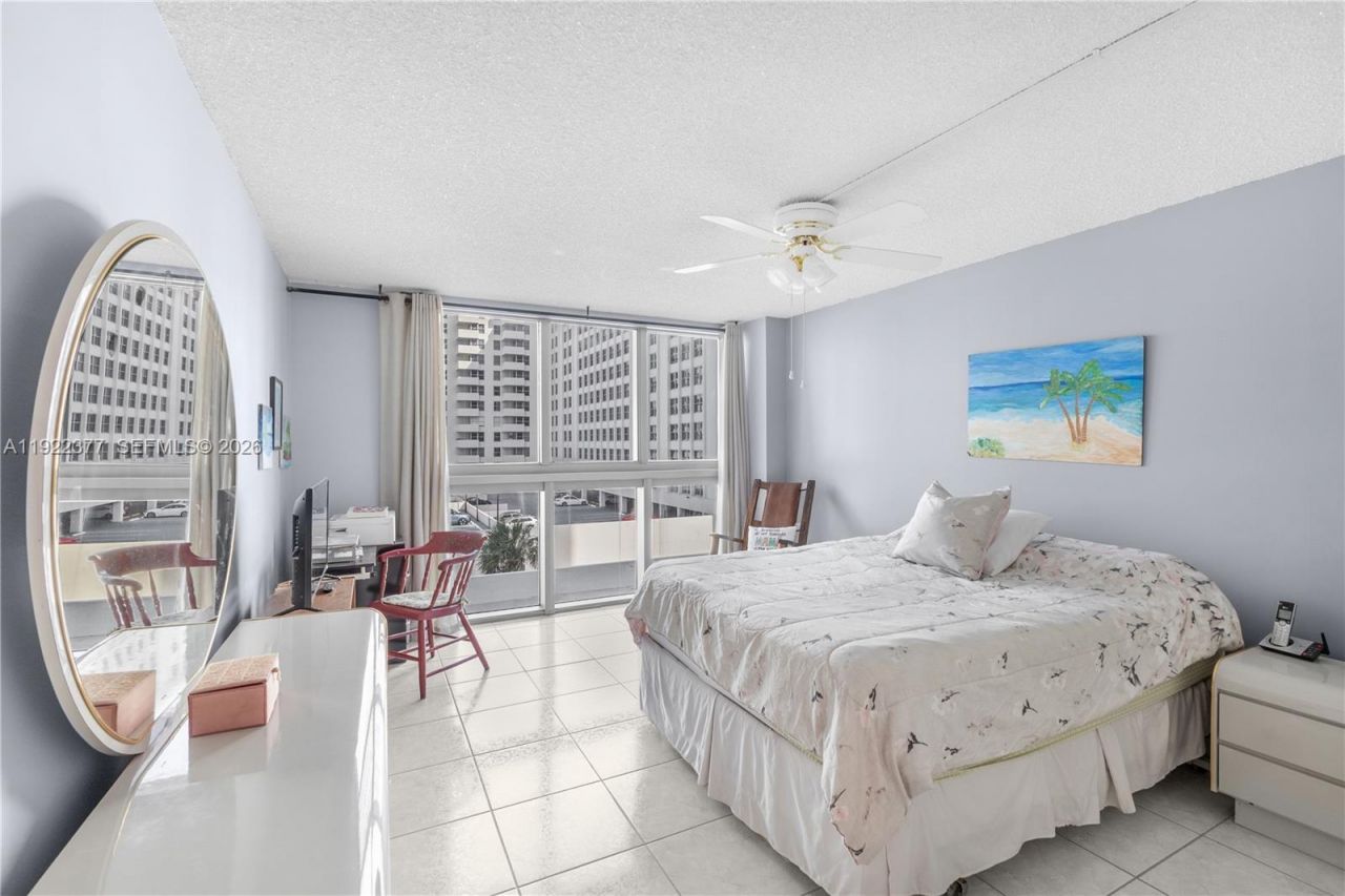 2655 Collins Ave, Unit 603, Miami Beach, FL 33140 Photo