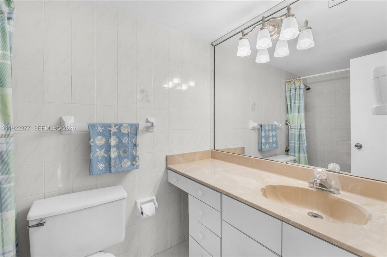 2655 Collins Ave, Unit 603, Miami Beach, FL 33140 Photo