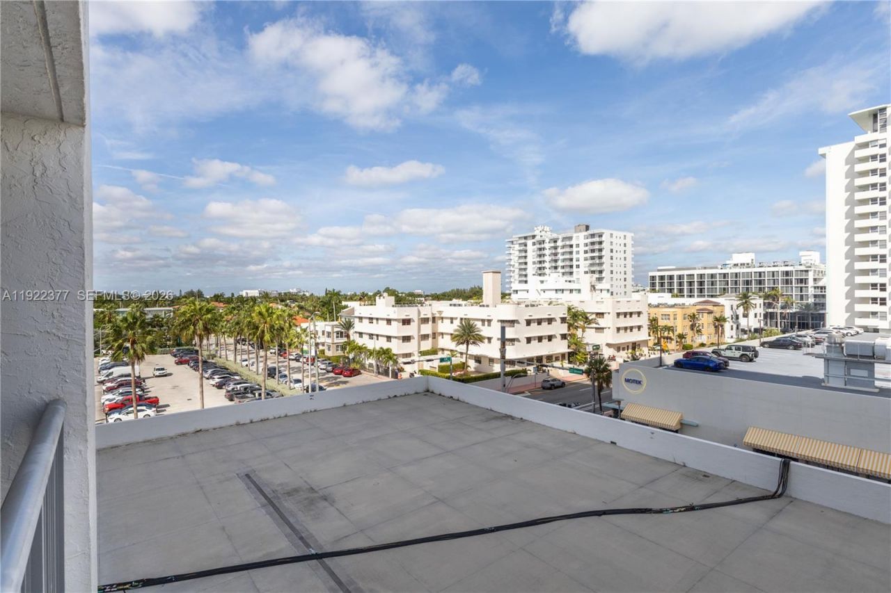 2655 Collins Ave, Unit 603, Miami Beach, FL 33140 Photo