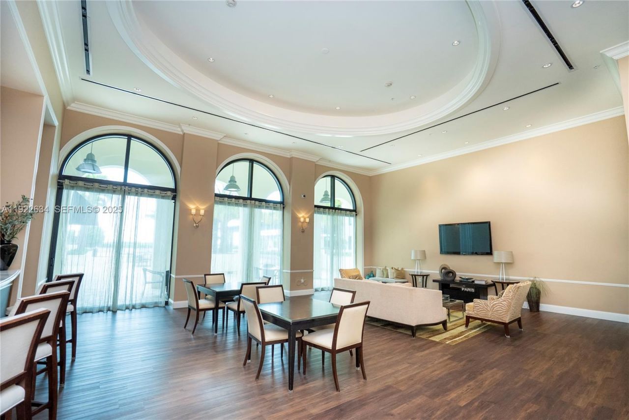 1300 Ponce De Leon Blvd, Unit 808, Coral Gables, FL 33134 Photo