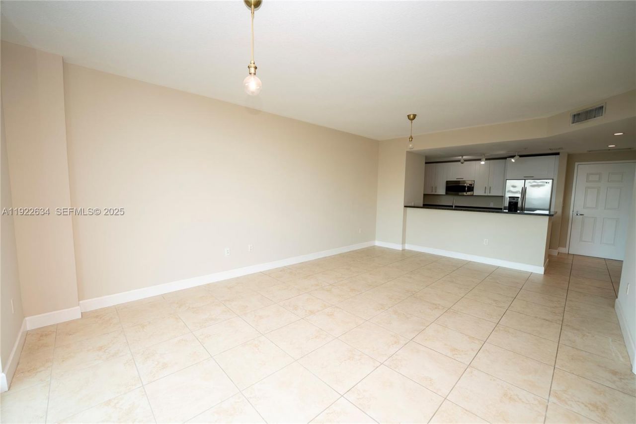1300 Ponce De Leon Blvd, Unit 808, Coral Gables, FL 33134 Photo