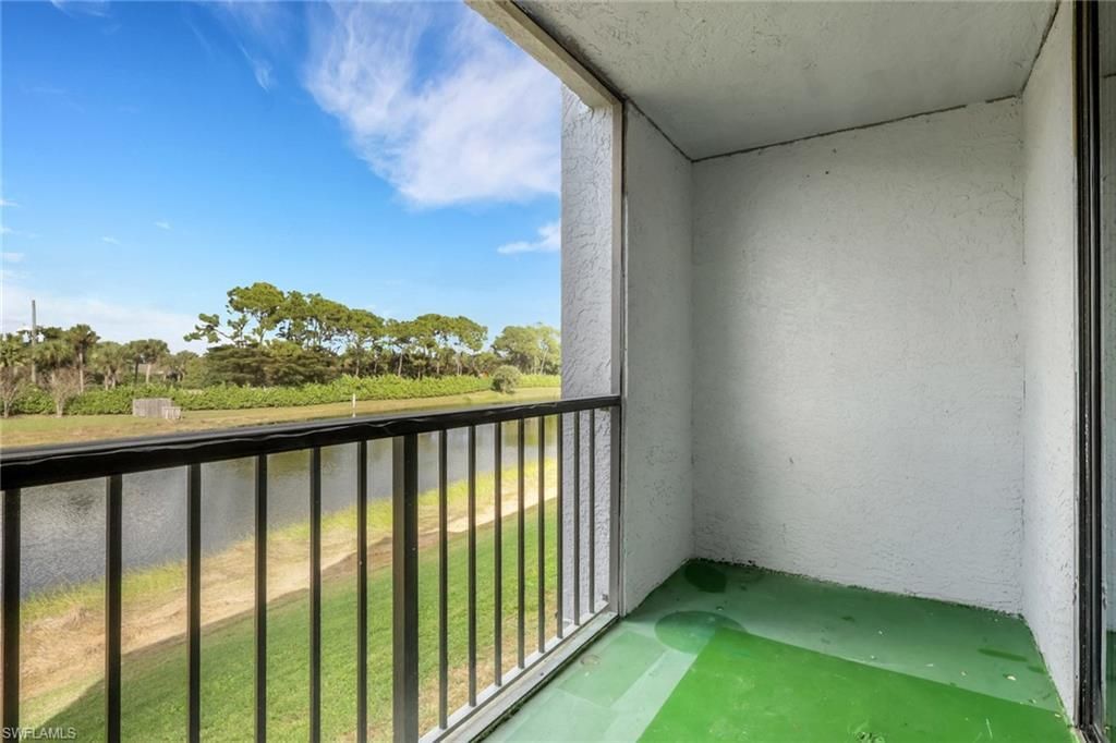 13565 Eagle Ridge Dr, Unit 1124, Fort Myers, FL 33912 Photo