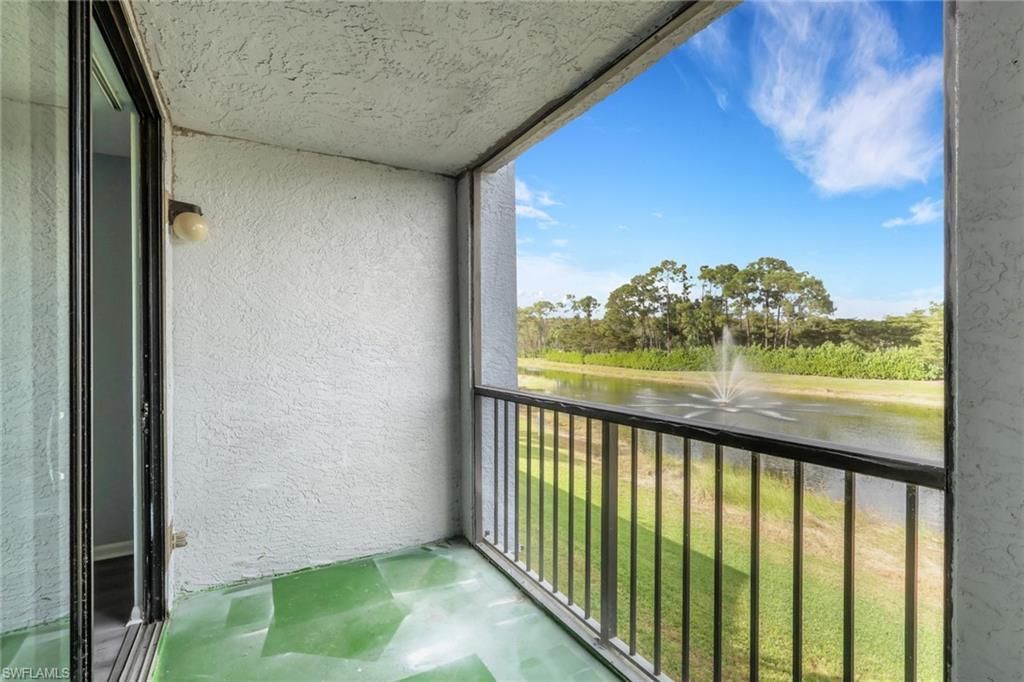 13565 Eagle Ridge Dr, Unit 1124, Fort Myers, FL 33912 Photo