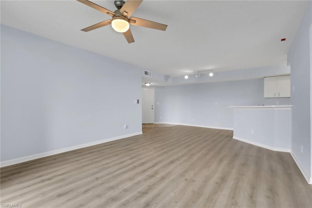 13565 Eagle Ridge Dr, Unit 1124, Fort Myers, FL 33912 Photo
