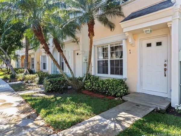 43 Simonton Cir, Weston, FL 33326