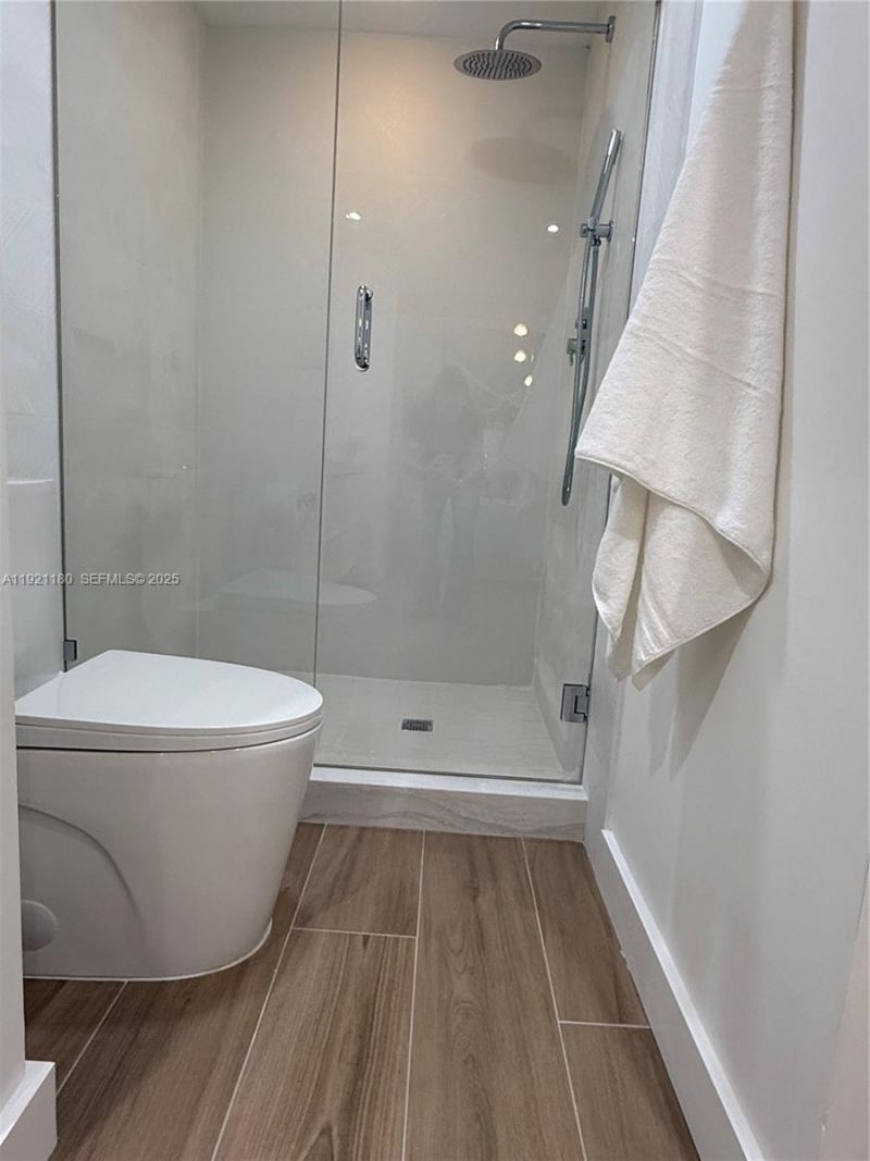 20191 E Country Club Dr, Unit 504, Aventura, FL 33180 Photo