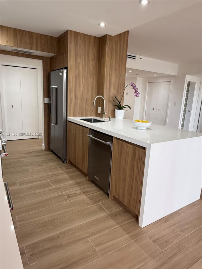 20191 E Country Club Dr, Unit 504, Aventura, FL 33180 Photo