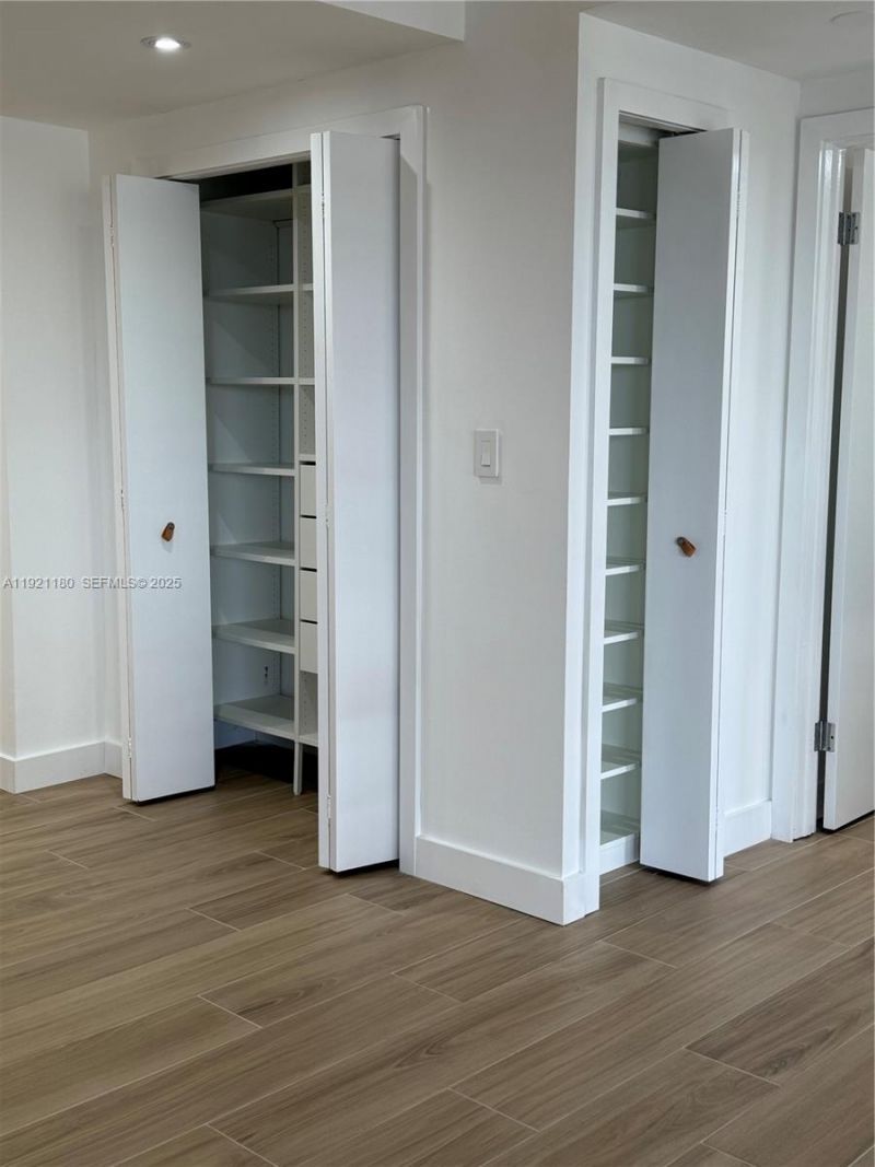 20191 E Country Club Dr, Unit 504, Aventura, FL 33180 Photo