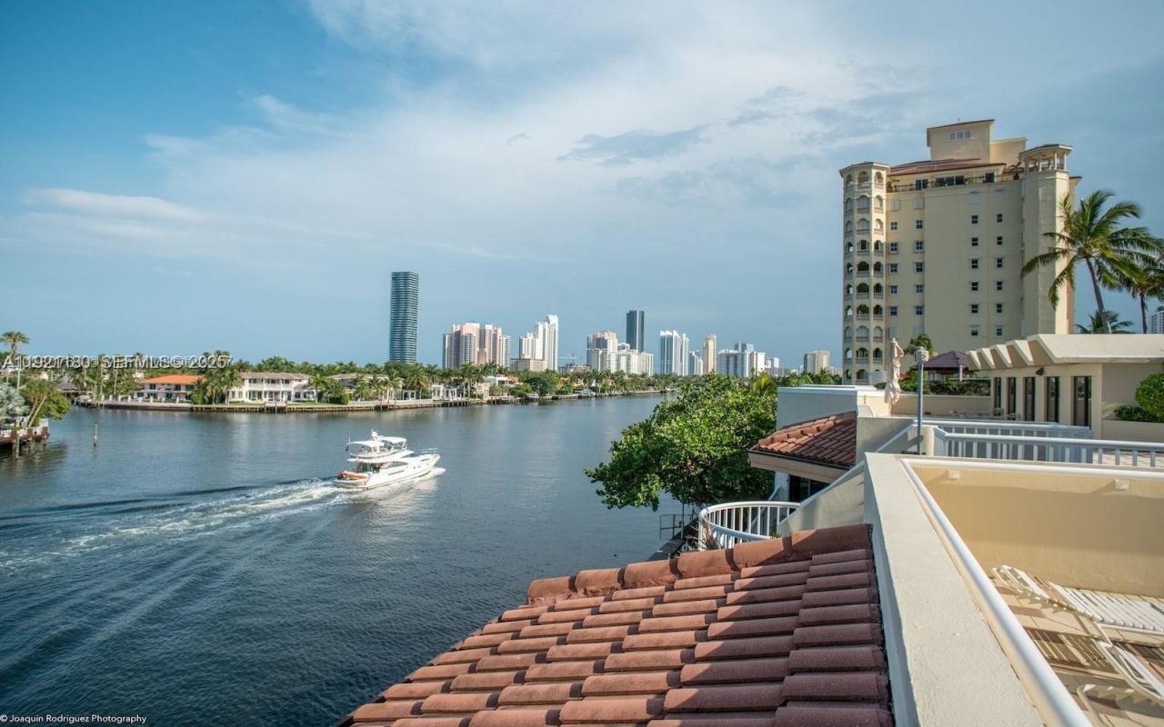 20191 E Country Club Dr, Unit 504, Aventura, FL 33180 Photo