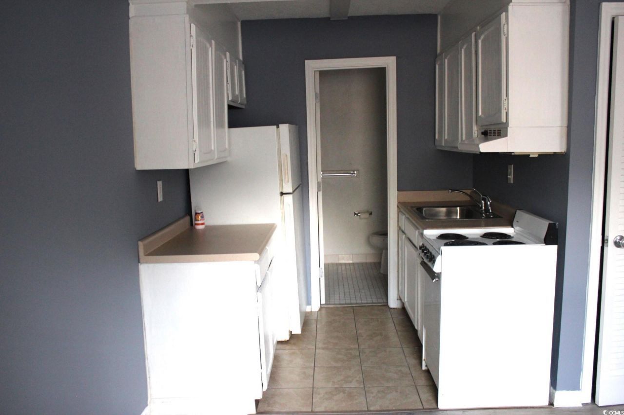 1500 Chester St. Photo 4