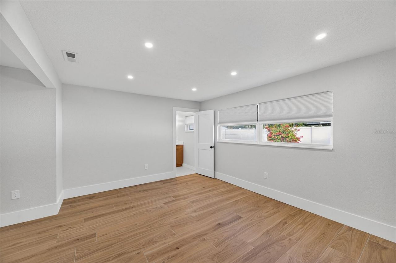 1713 Connecticut Avenue Ne, Saint Petersburg, FL 33703 Photo