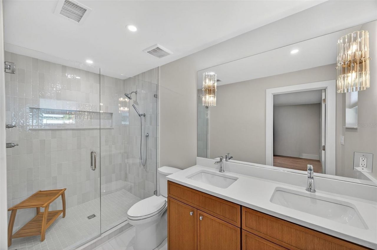 1713 Connecticut Avenue Ne, Saint Petersburg, FL 33703 Photo