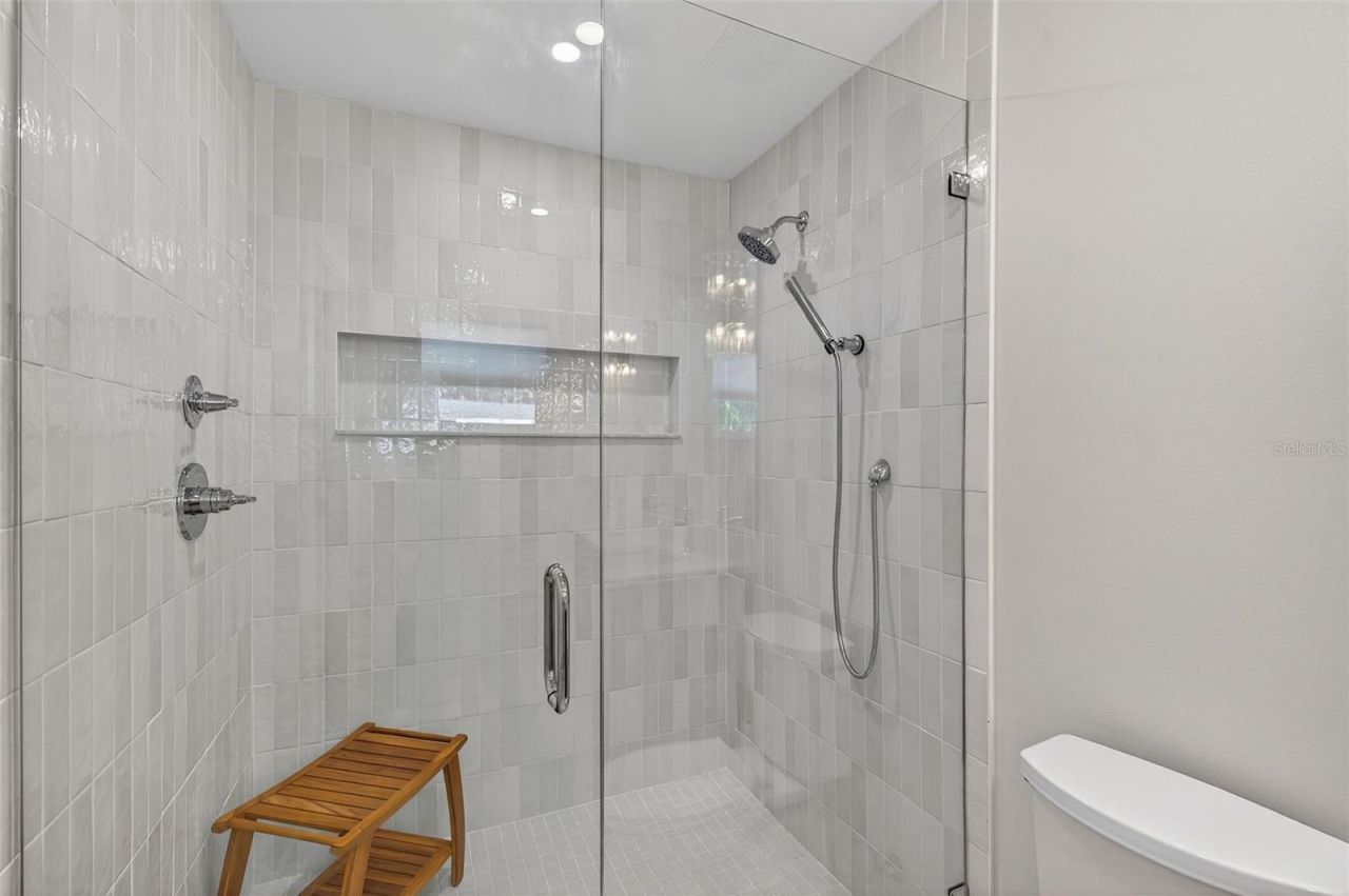 1713 Connecticut Avenue Ne, Saint Petersburg, FL 33703 Photo