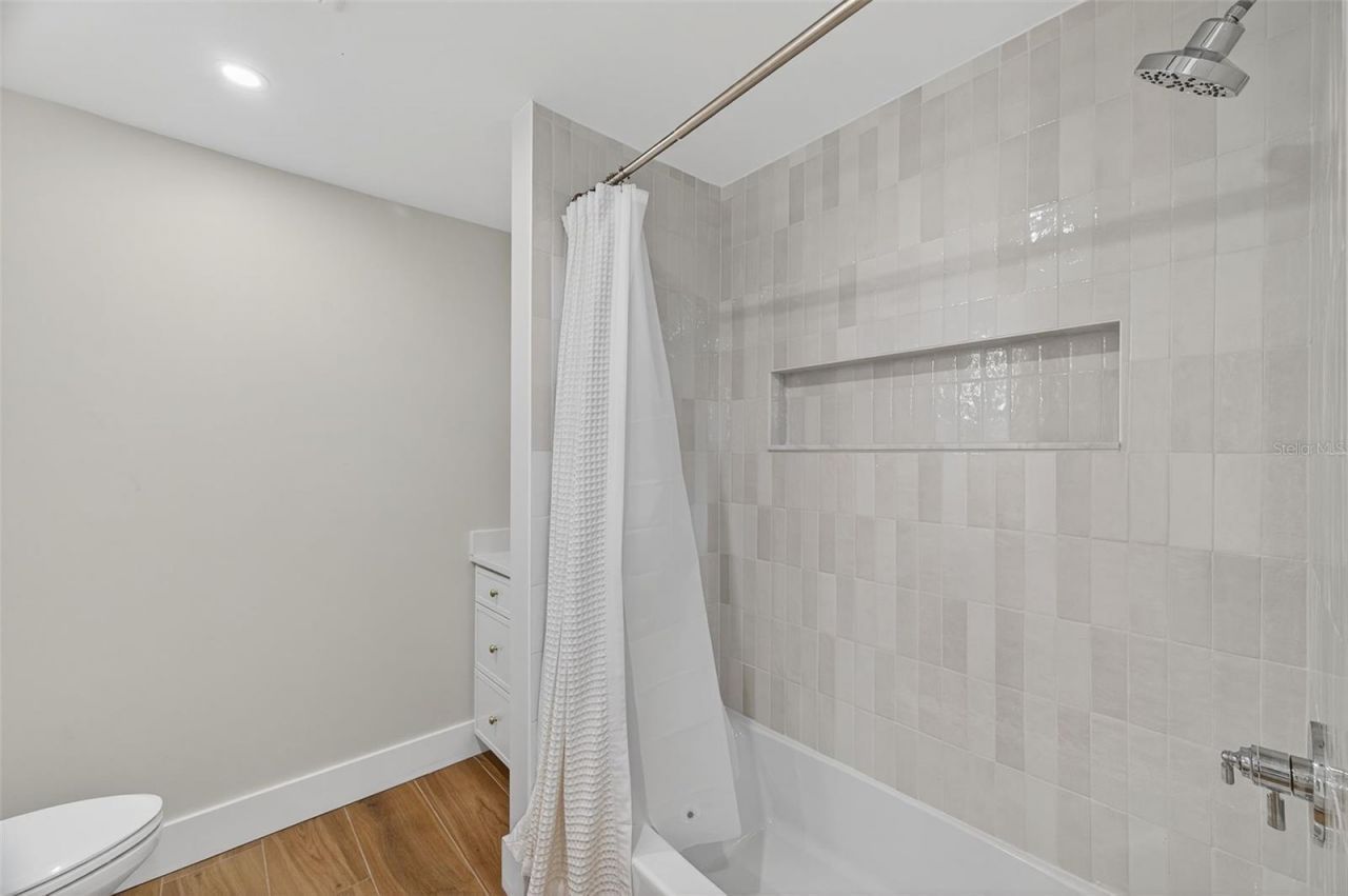 1713 Connecticut Avenue Ne, Saint Petersburg, FL 33703 Photo