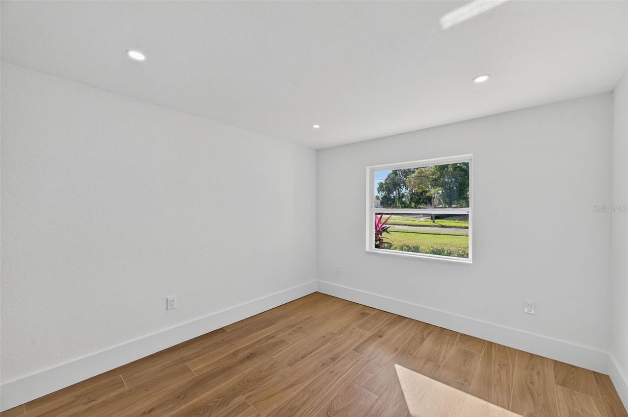 1713 Connecticut Avenue Ne, Saint Petersburg, FL 33703 Photo